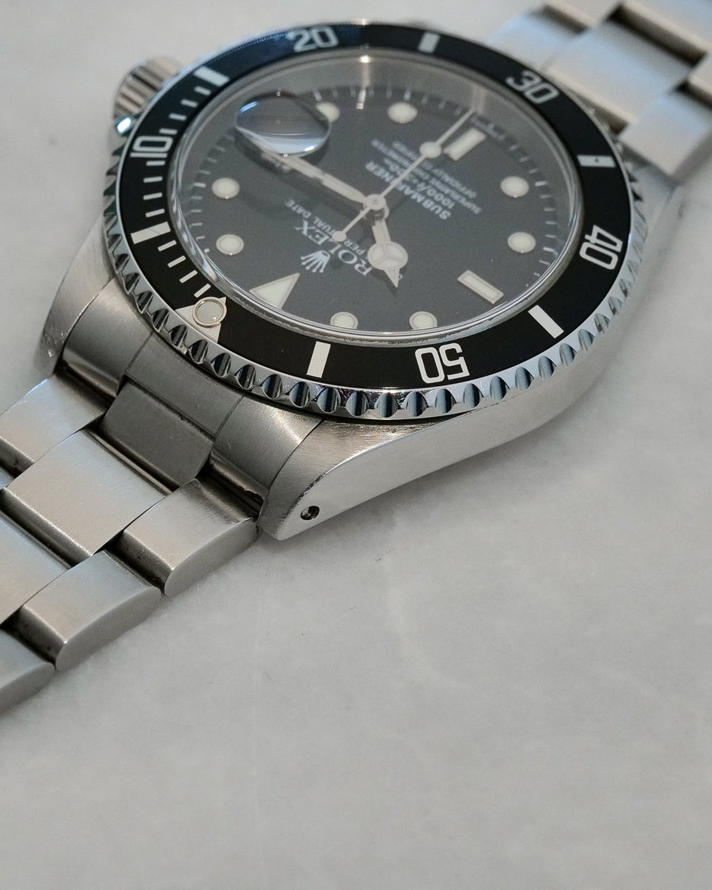 Submariner Date 16610LN Steel 40mm w/ holes