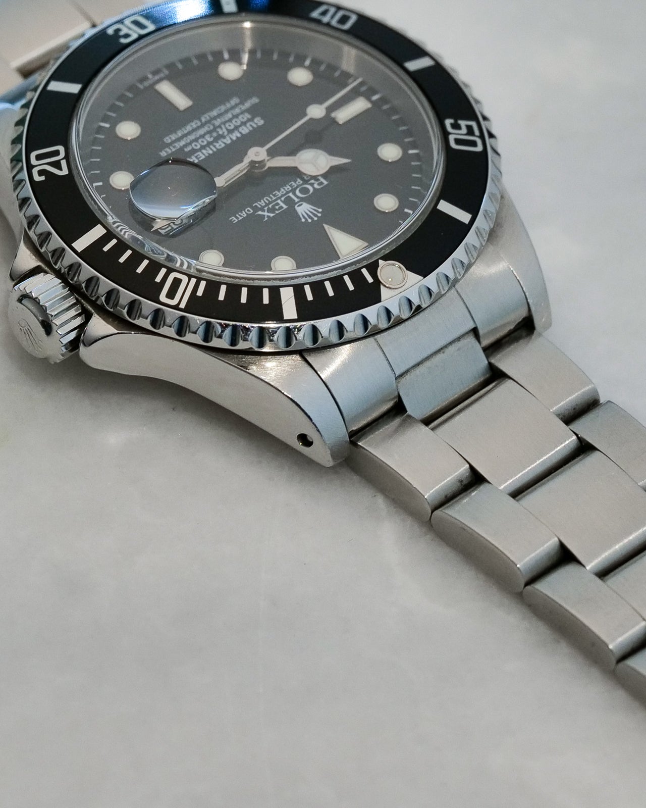 Submariner Date 16610LN Steel 40mm w/ holes