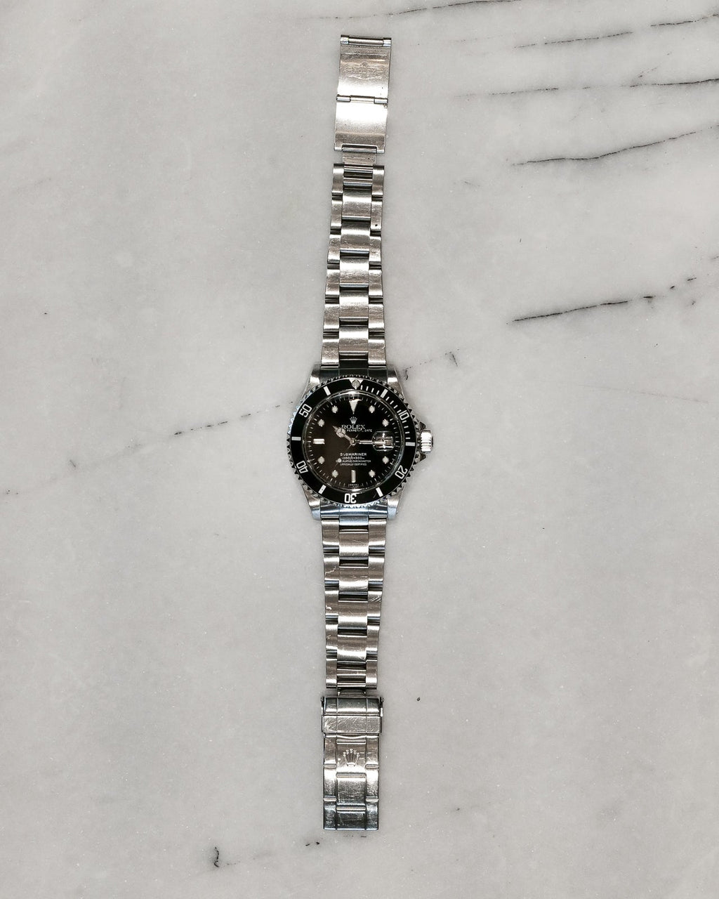 Submariner Date 16610LN Steel 40mm w/ holes